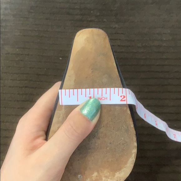 Manolo Blahnik black satin pumps - Picture 12 of 15